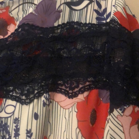 Chelsea28 floral lace shift dress, above the knee - Picture 5 of 5